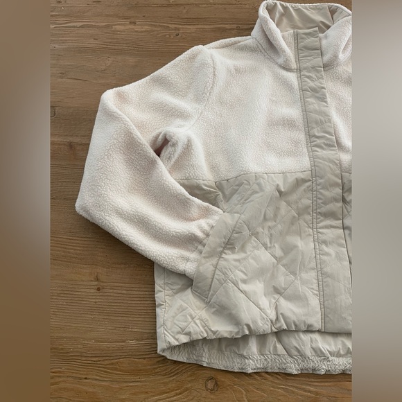 Vuori Women’s Highlands Sherpa Jacket Size Large Natural - Picture 2 of 7